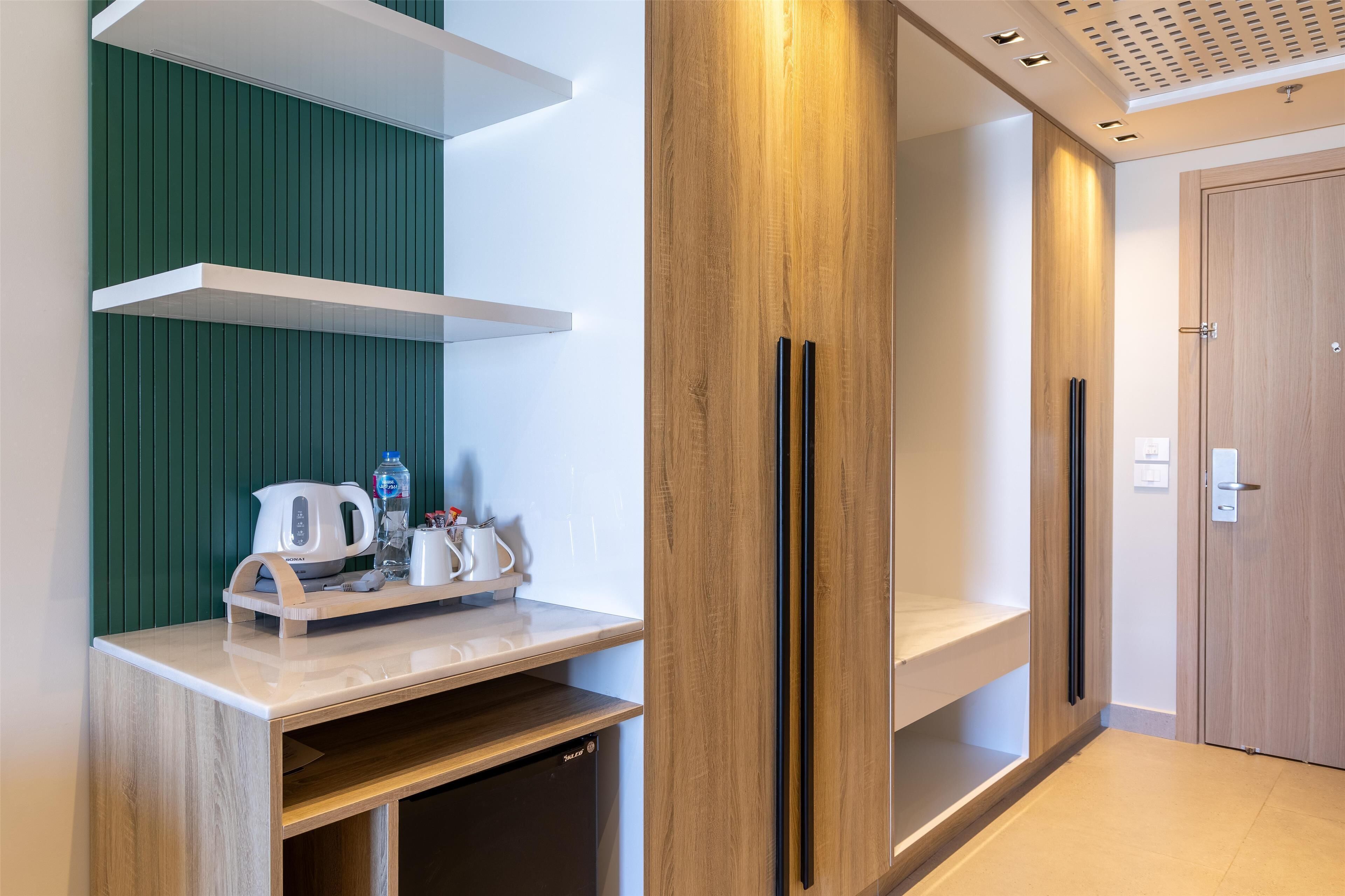 2 bedrooms, free minibar items, in-room safe, blackout curtains