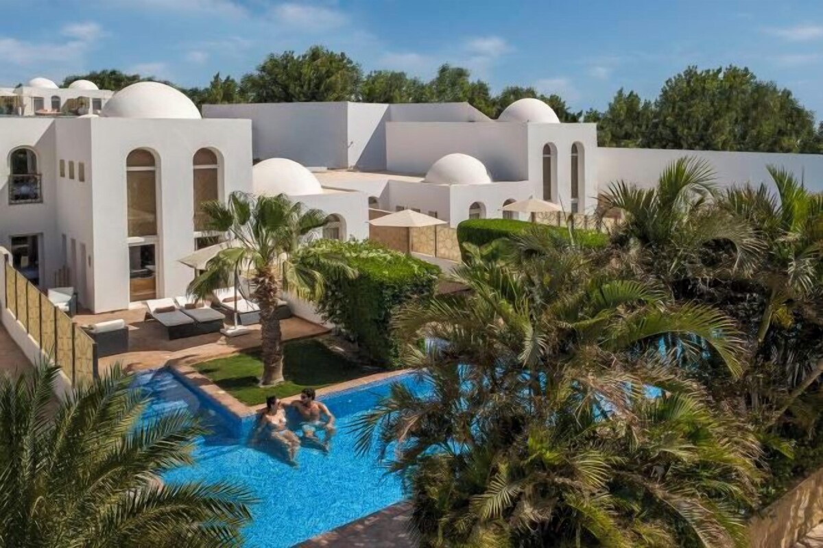 Swim Up Two Bedrooms Villa (Adults Only +16)