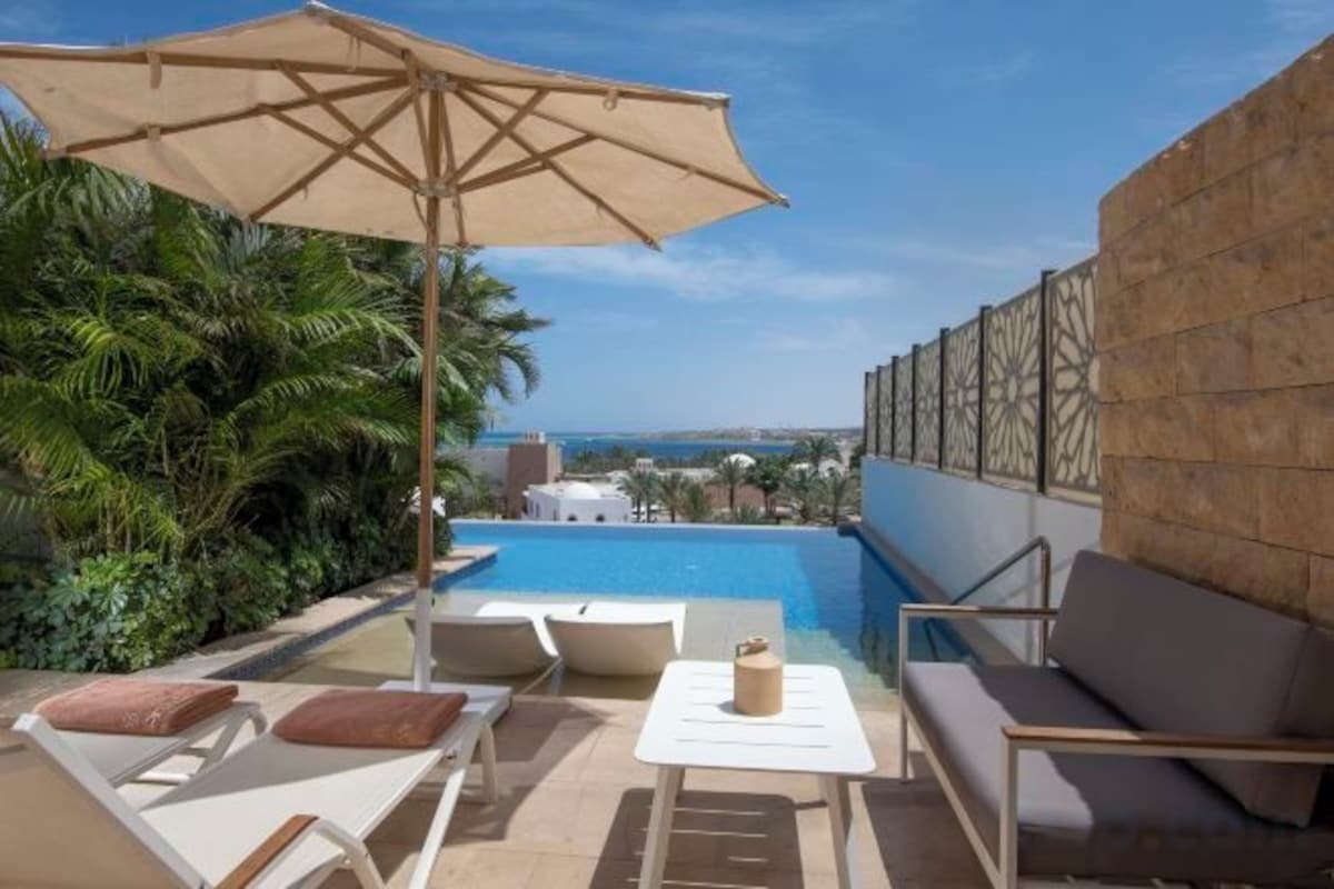 Swim-up Villa Sea View (Adults Only 16+)
