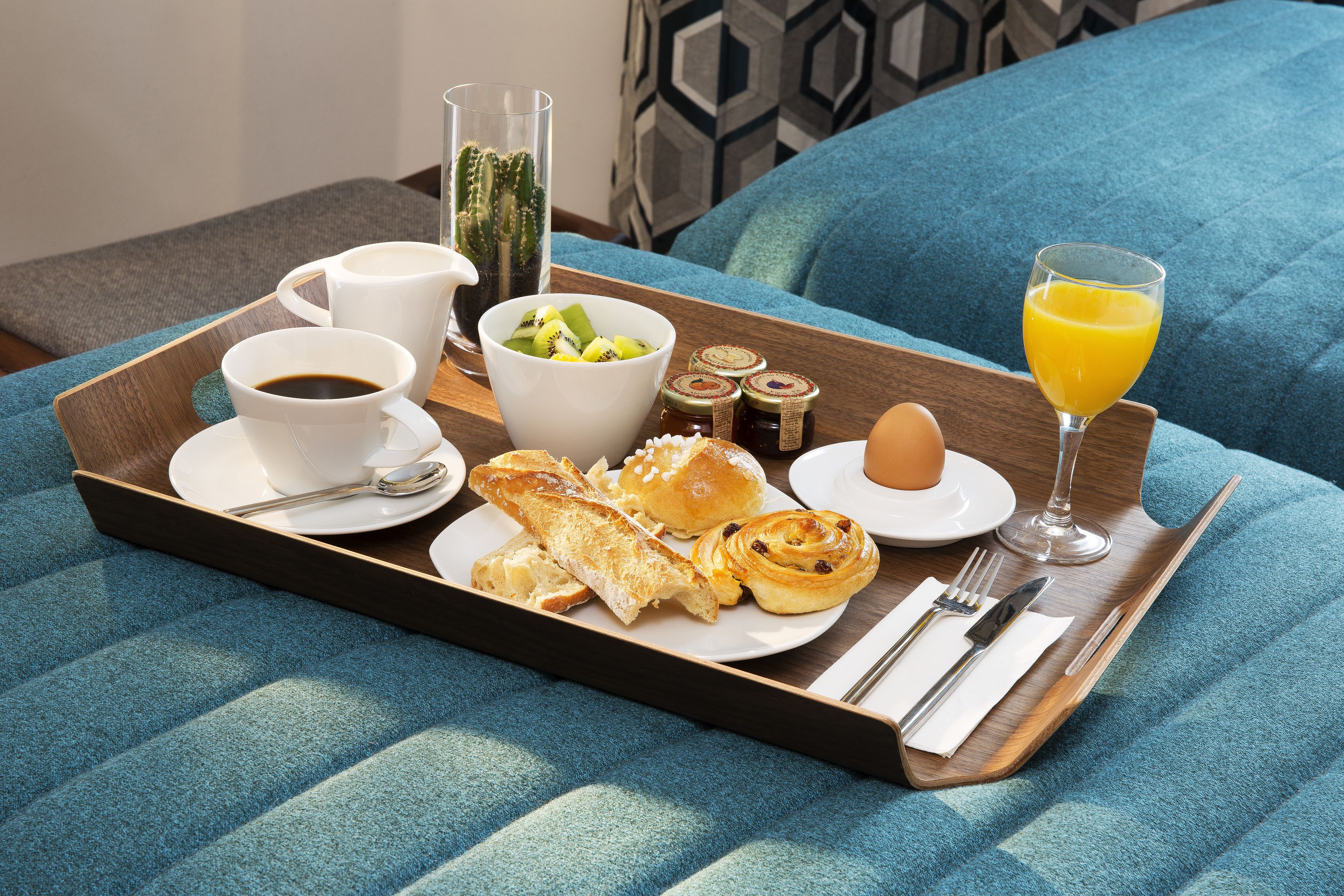 room service – dining