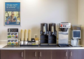 Restaurant - Motel 6 Swift Current, SK (Swift Current)