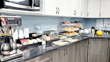 Desayuno continental incluido todos los días