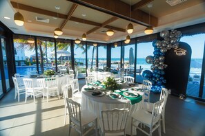 4 restaurants; breakfast, lunch, dinner and brunch served  - Cancun Bay All Inclusive Hotel (Cancun)