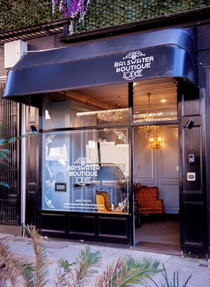 Front of property - Bayswater Boutique Lodge - Potts Point (Rushcutters Bay)