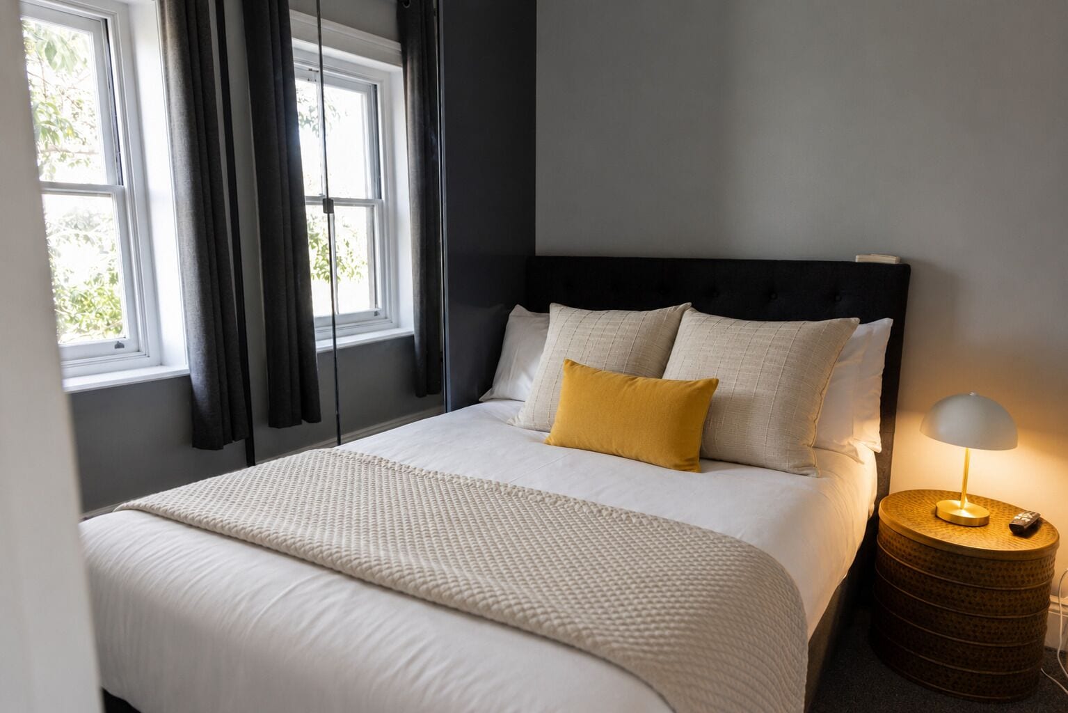 Chambre Deluxe avec lits jumeaux, salle de bains commune