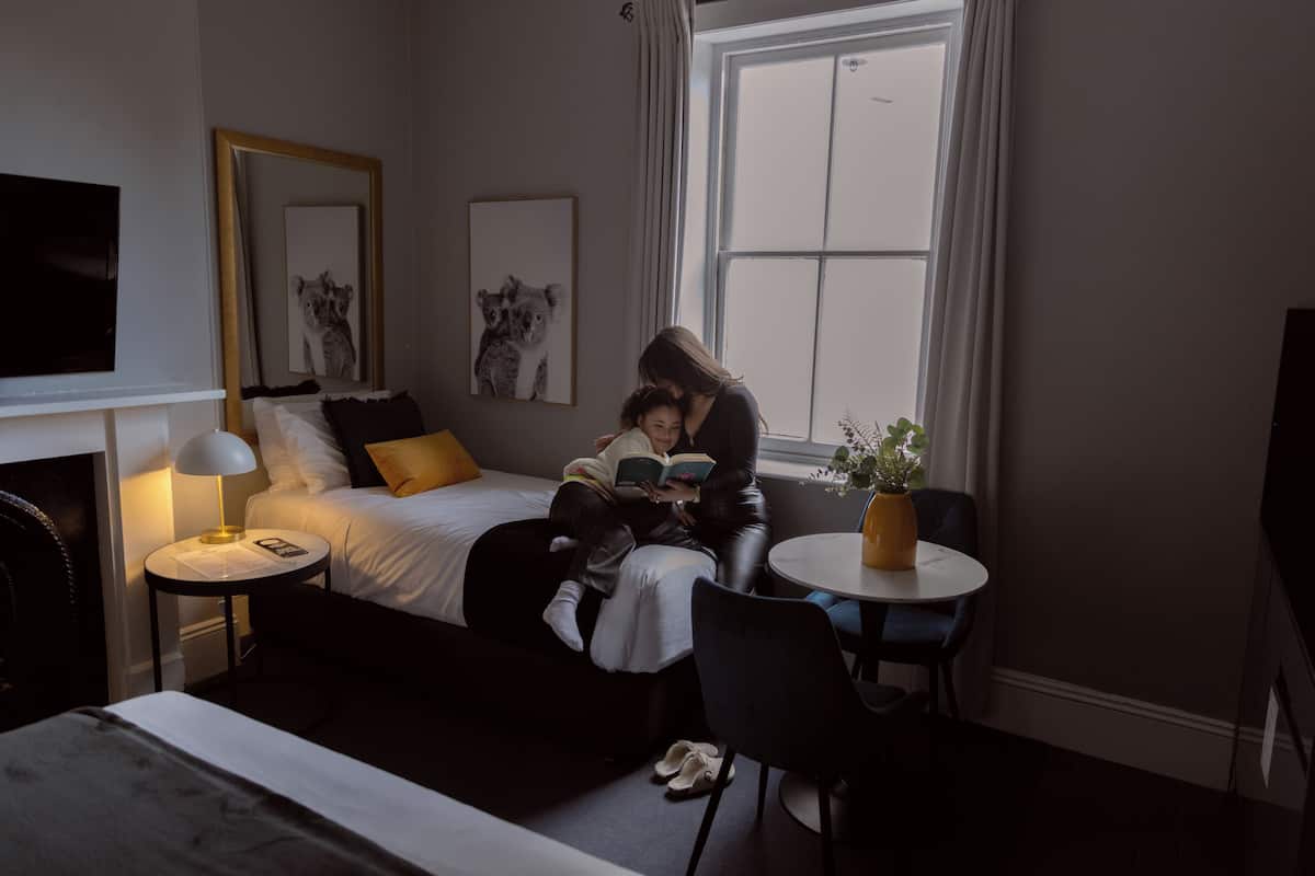 Superior Twin/Triple Studio with Ensuite Bathroom | Premium bedding, individually decorated, individually furnished, desk