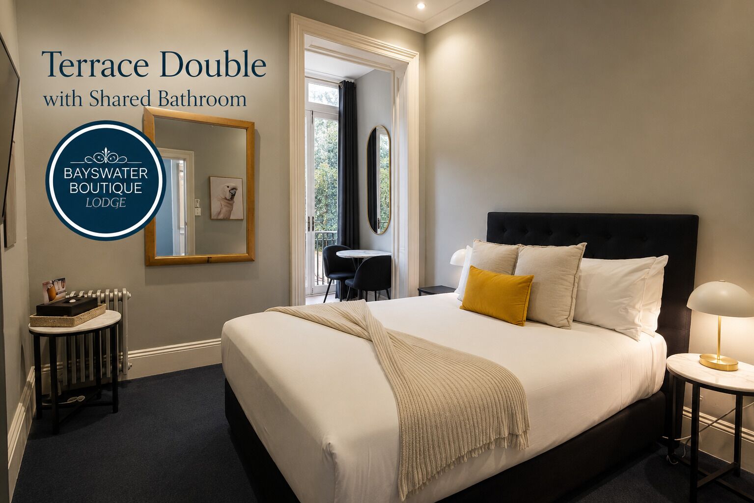 Doppelzimmer, 1 Doppelbett, Gemeinschaftsbad, Stadtblick | Hochwertige Bettwaren, individuell dekoriert, individuell eingerichtet