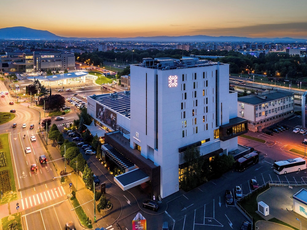 Kronwell Brașov Hotel