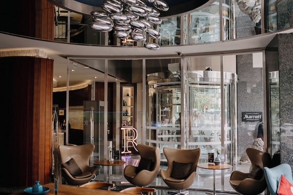 Sala de estar en el lobby