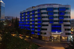 Exterior - Renaissance Izmir Hotel (Izmir)