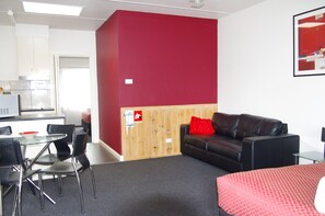 Deluxe Apartment, 2 Bedrooms, Non Smoking (Sofabed is a double bed) | Living area