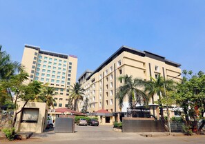 Front of property - GCC Hotel and Club (Mumbai)
