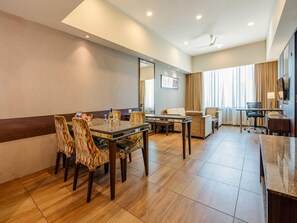 Living area - GCC Hotel and Club (Mumbai)