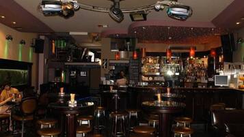 Bar (en la propiedad)