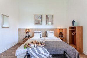 Décoration personnalisée, Wi-Fi gratuit, draps fournis