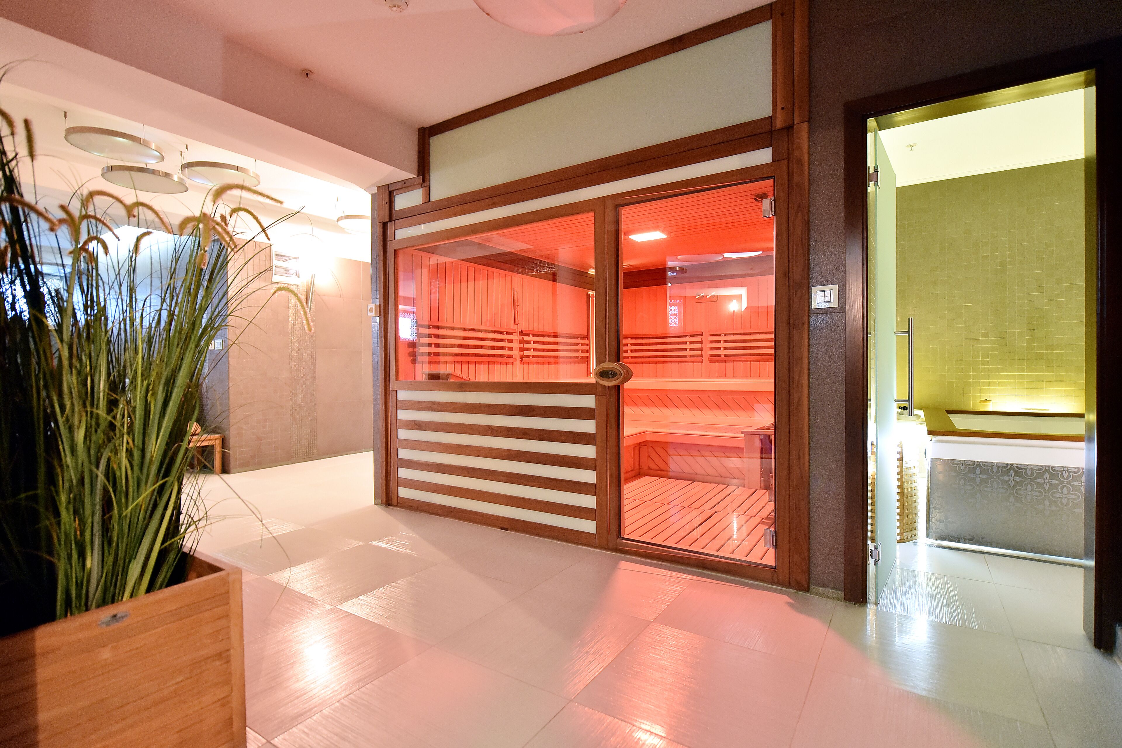 massage/treatment rooms, massages