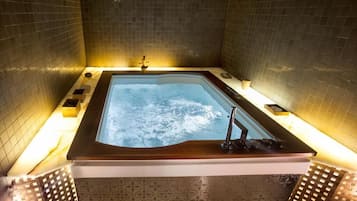 Hieronta- ja hoitohuoneita, hierontapalveluita