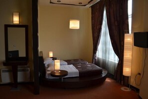 Minibar - Dajti Tower Belvedere (Tirana)