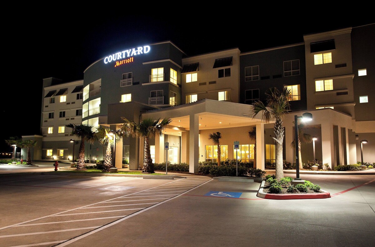 Courtyard by Marriott Galveston Island Reviews, Deals & Photos 2024
