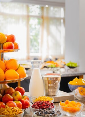 Breakfast buffet - Jacob Tiberias by Jacob Hotels (Tiberias)