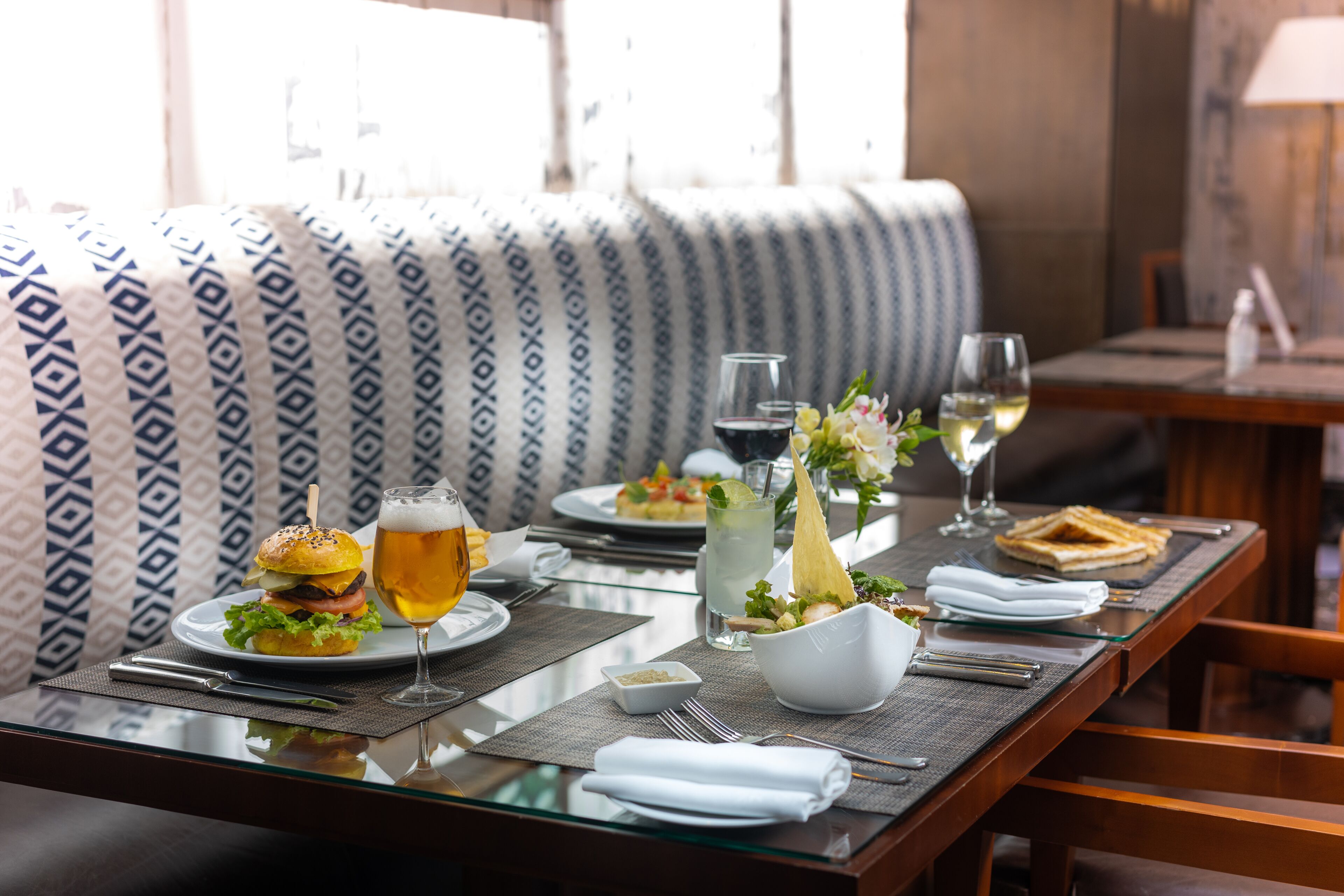 breakfast, lunch, dinner served; international cuisine