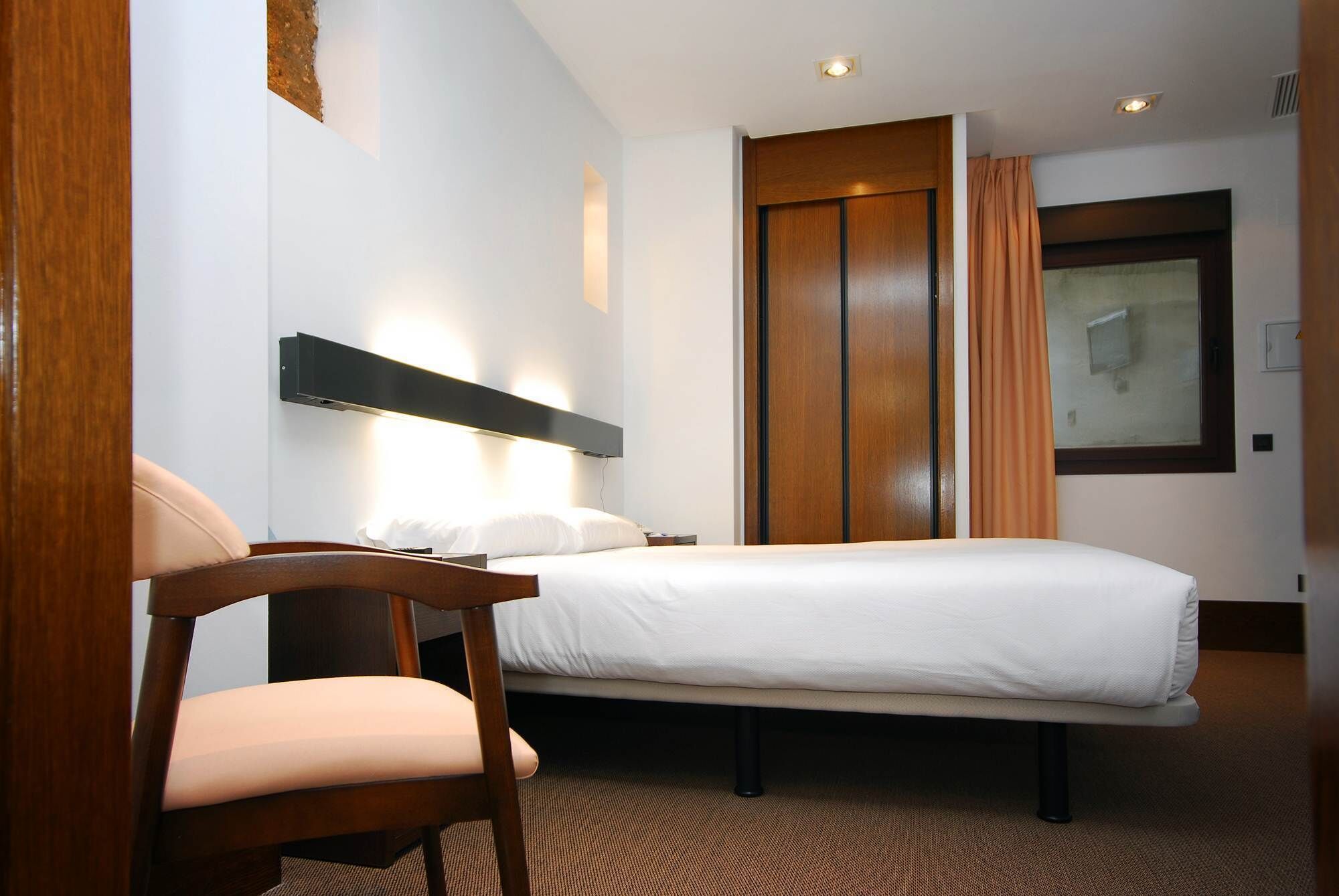 minibar, in-room safe, desk, iron/ironing board