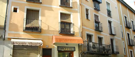 Entrée de l’hébergement