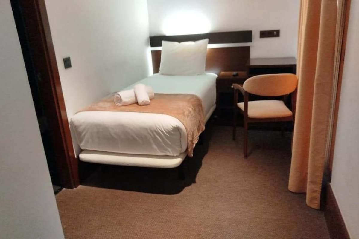 Deluxe Single Room
