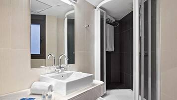 Eco-friendly toiletries, towels