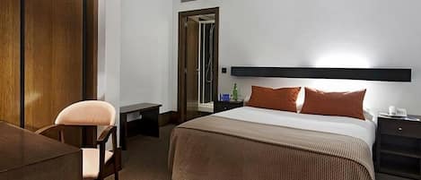 In-room safe, desk, iron/ironing board, free cots/infant beds