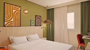 Premium bedding, Select Comfort beds, in-room safe, desk