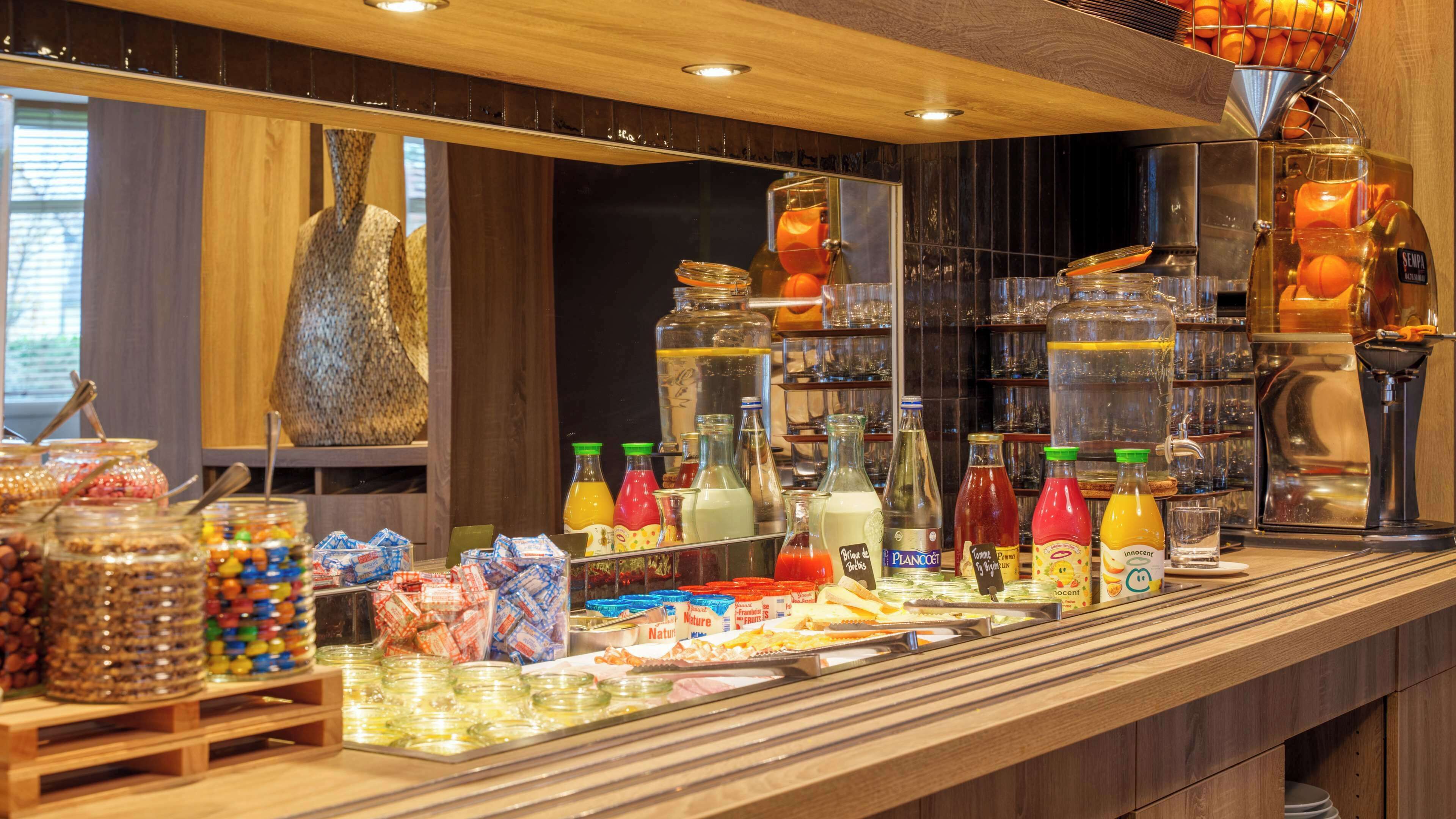 daily buffet breakfast (eur 18.00 per person)