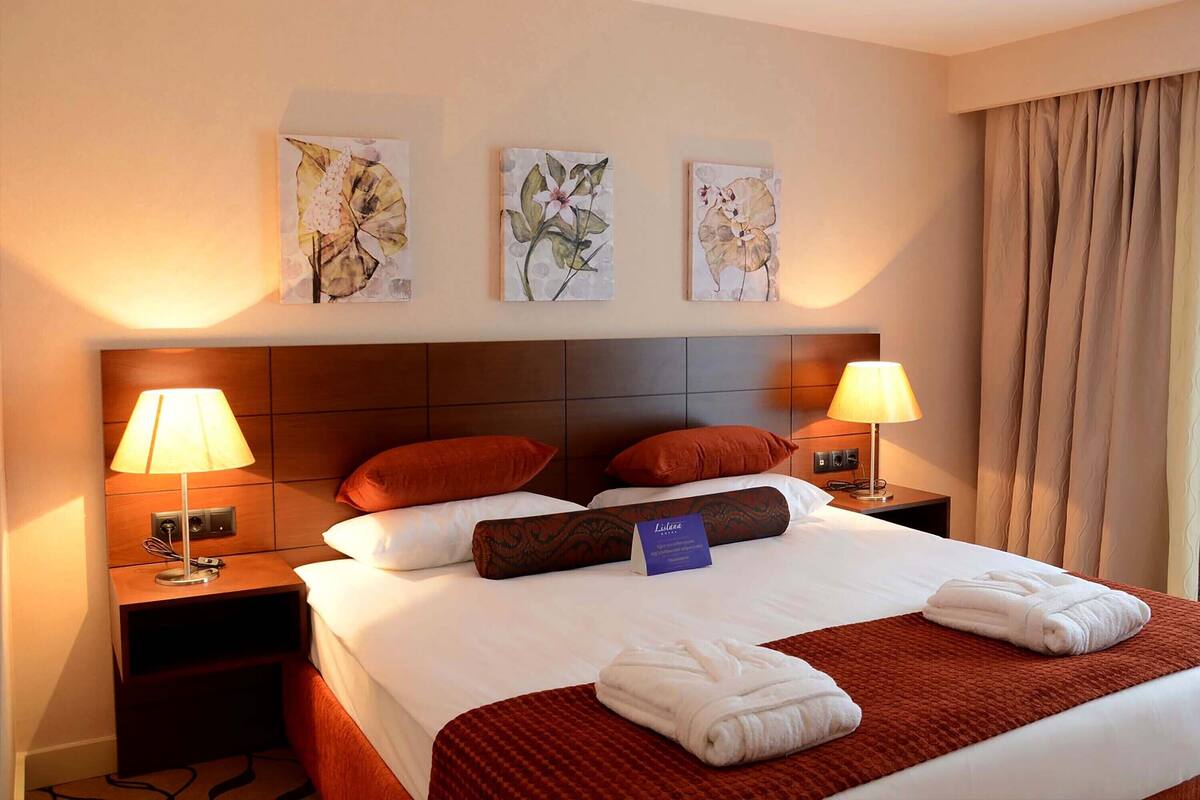 Phòng đôi hoặc 2 giường đơn Tiêu chuẩn | Bộ trải giường bằng vải cotton Ai Cập, bộ đồ giường cao cấp