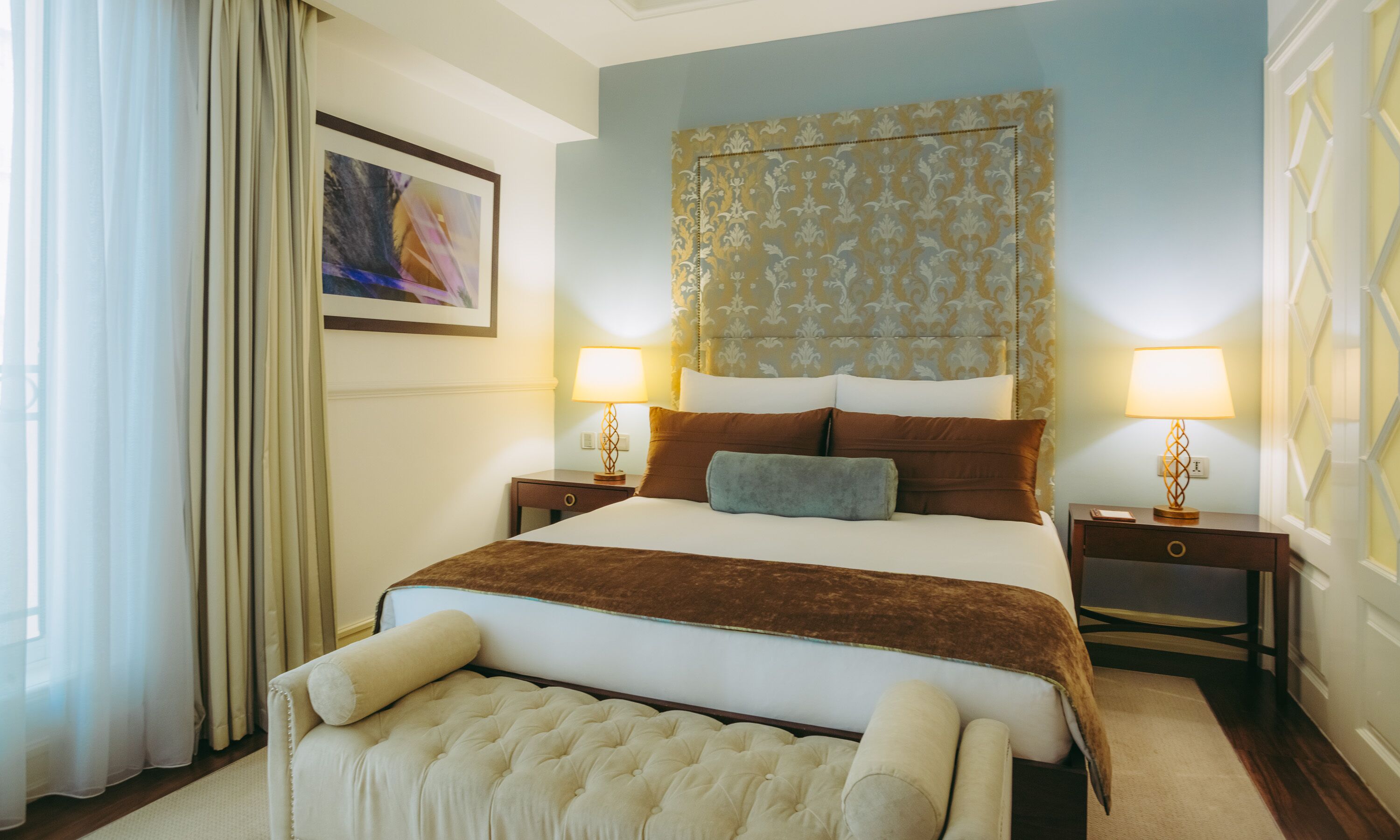 1 bedroom, Egyptian cotton sheets, premium bedding, minibar