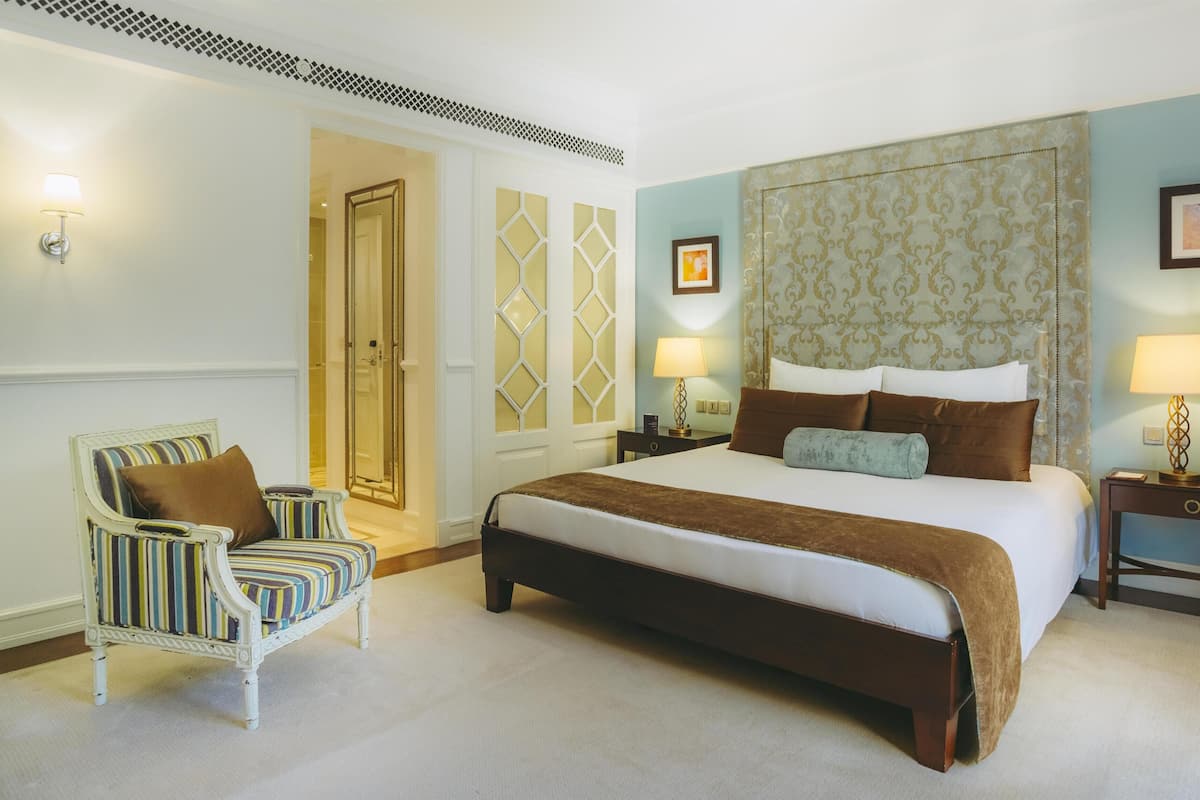 Superior Room, 1 King Bed, City View (Superior King Room) | 1 bedroom, Egyptian cotton sheets, premium bedding, minibar