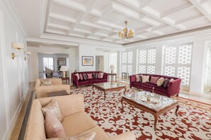 1 bedroom, Egyptian cotton sheets, premium bedding, minibar