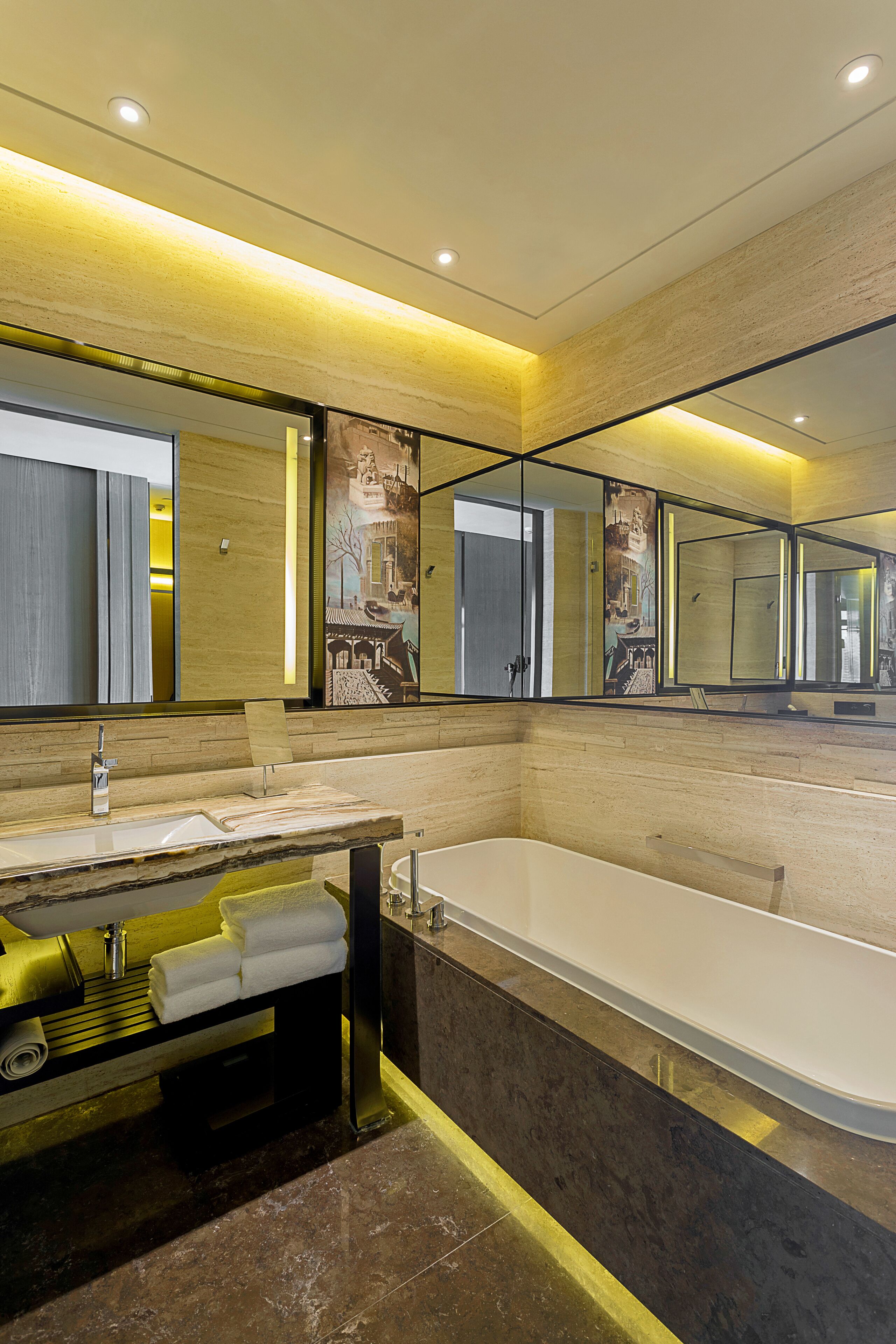 in-room safe, desk, iron/ironing board, free wifi