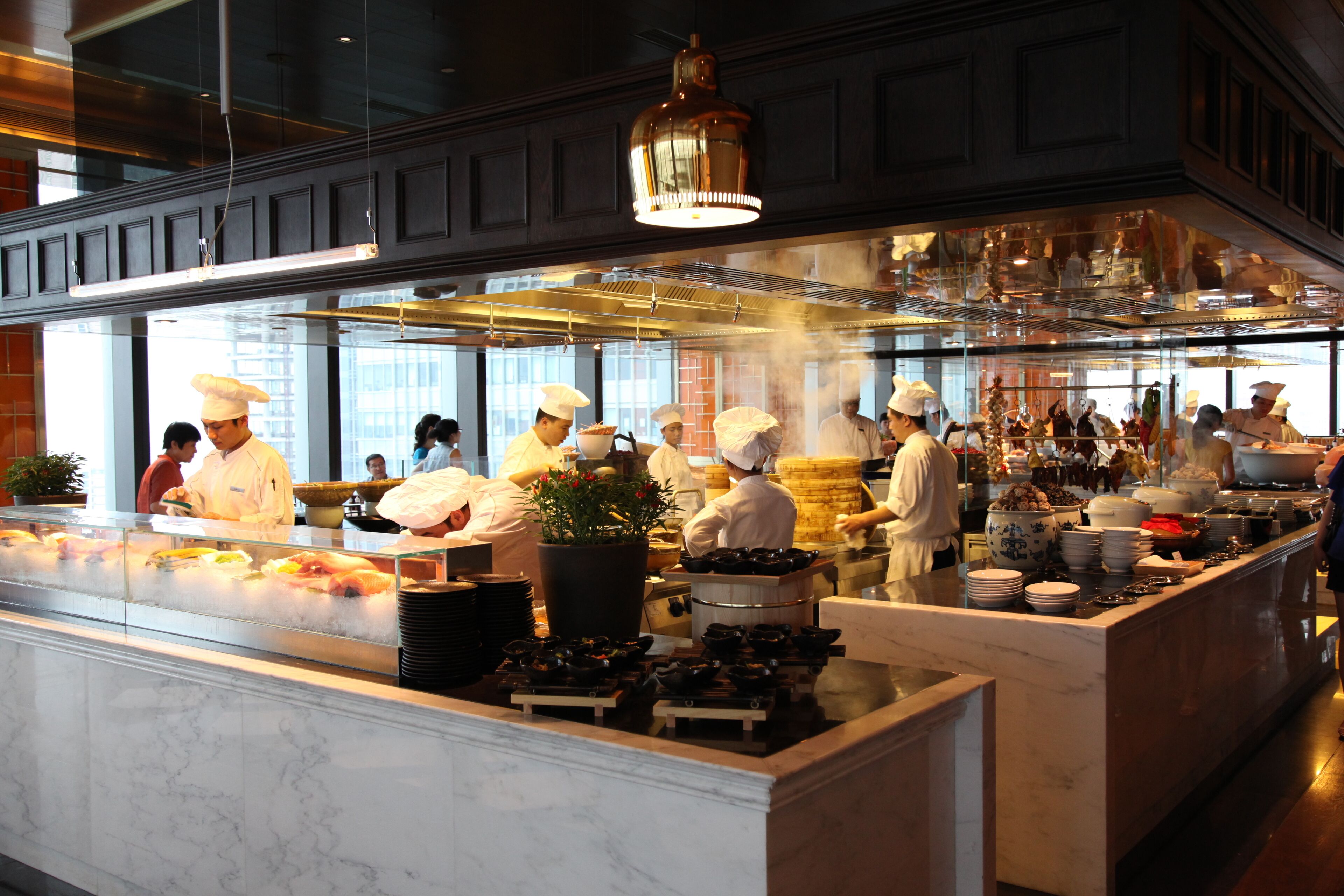 daily buffet breakfast (cny 185 per person)