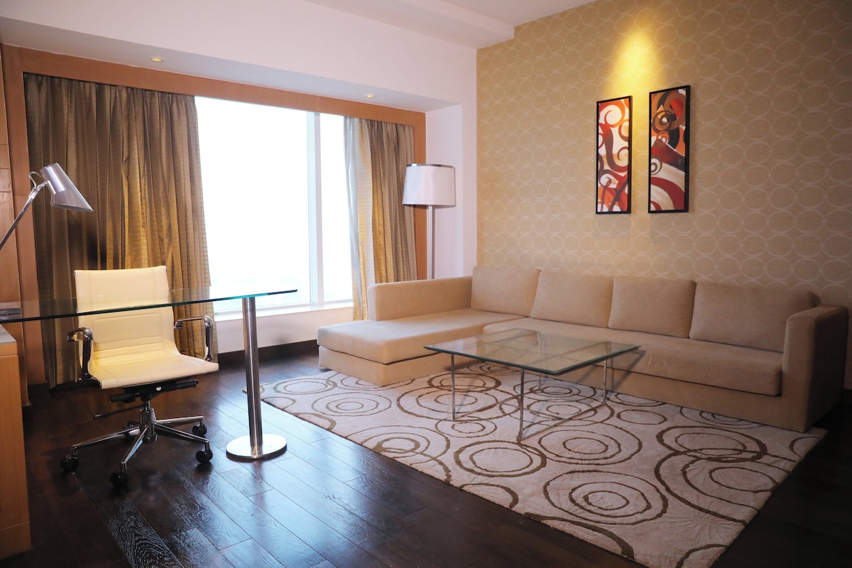 Suite, 1 Bedroom, Club lounge access