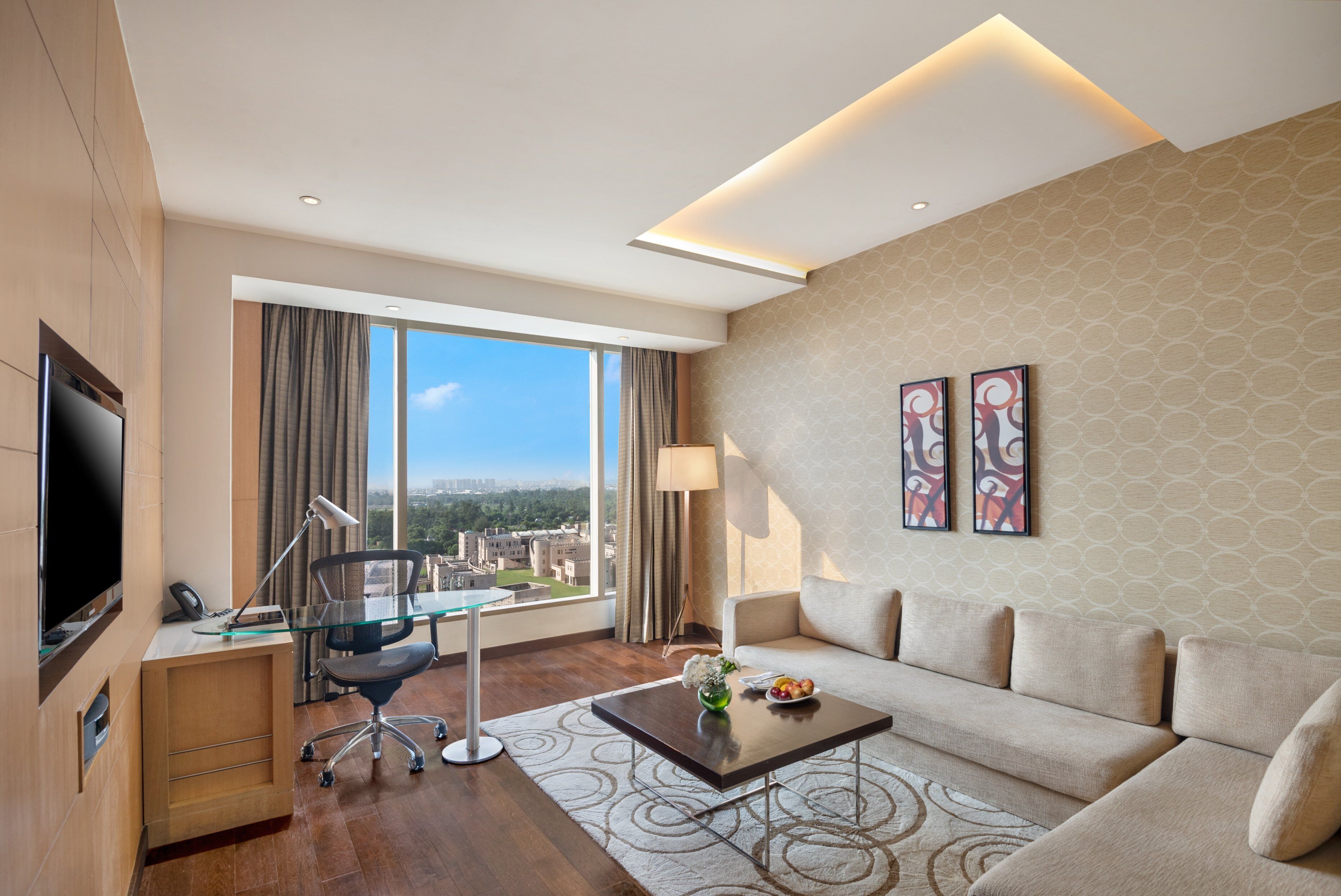 Hochwertige Bettwaren, Daunenbettdecken, Select-Comfort-Betten, Minibar