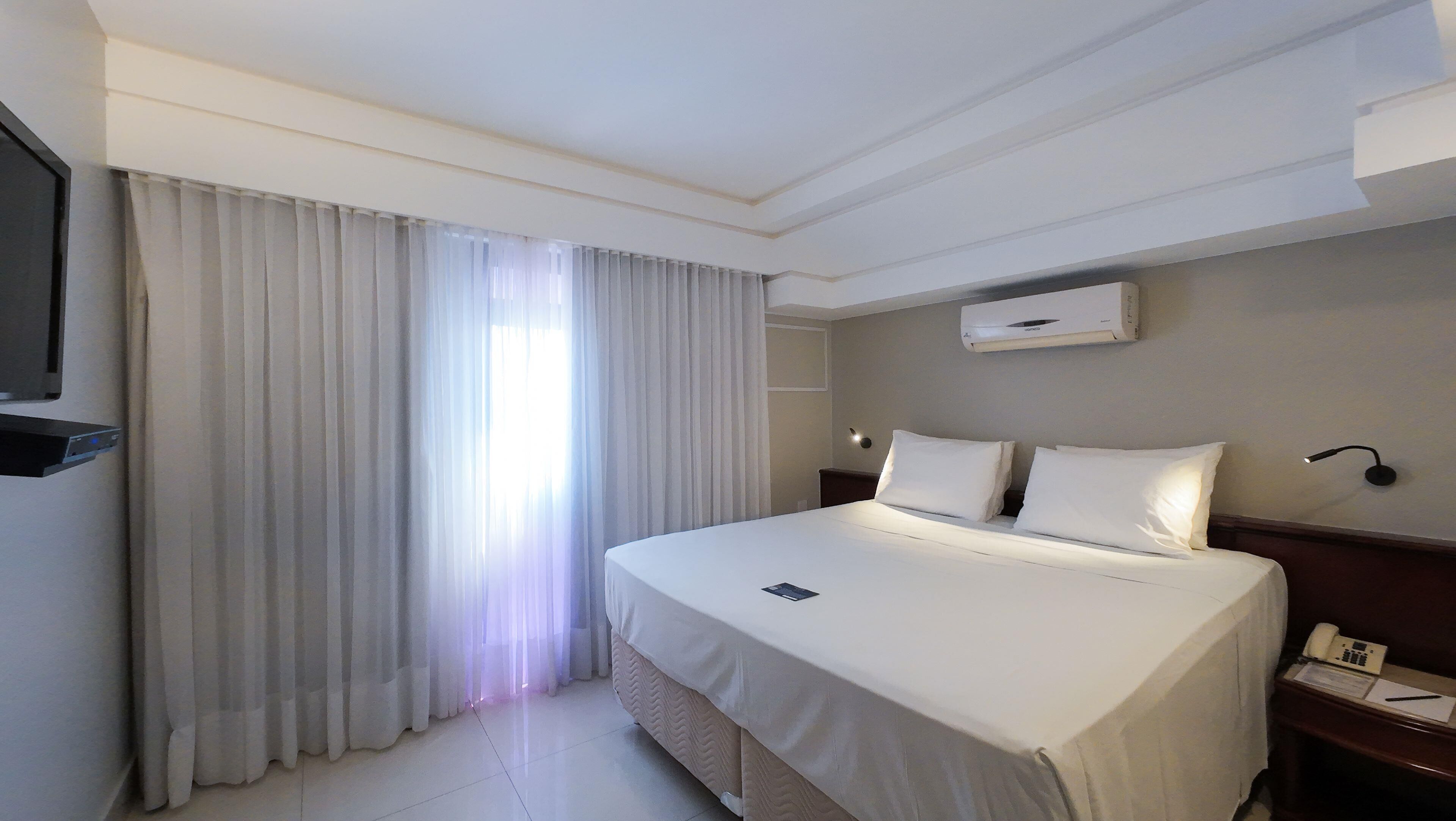 Habitación Premium, 1 cama de matrimonio con sofá cama (Executive) | Minibar, caja fuerte, escritorio y wifi gratis