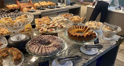 Golden Tulip Goiania Address