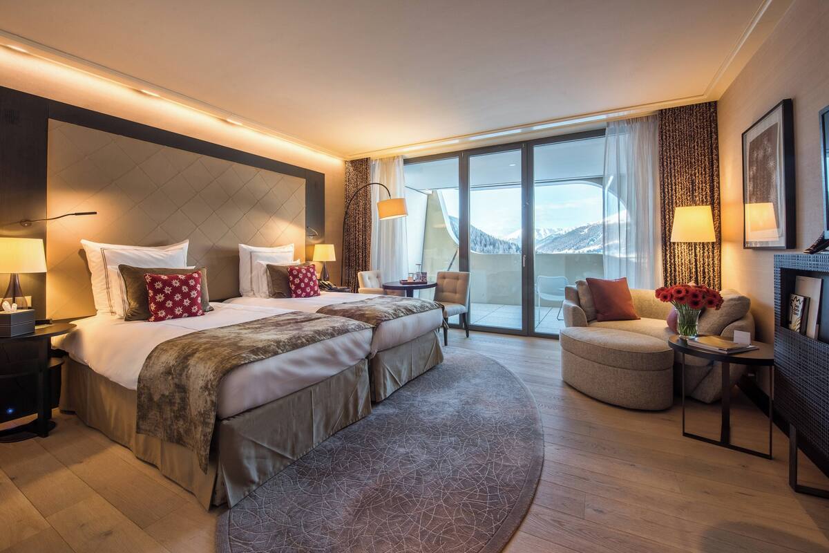 Kamar Premium, 2 Tempat Tidur Twin, balkon | Seprai premium, isi minibar gratis, brankas, dan meja kerja