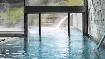 Innenpool, Außenpool