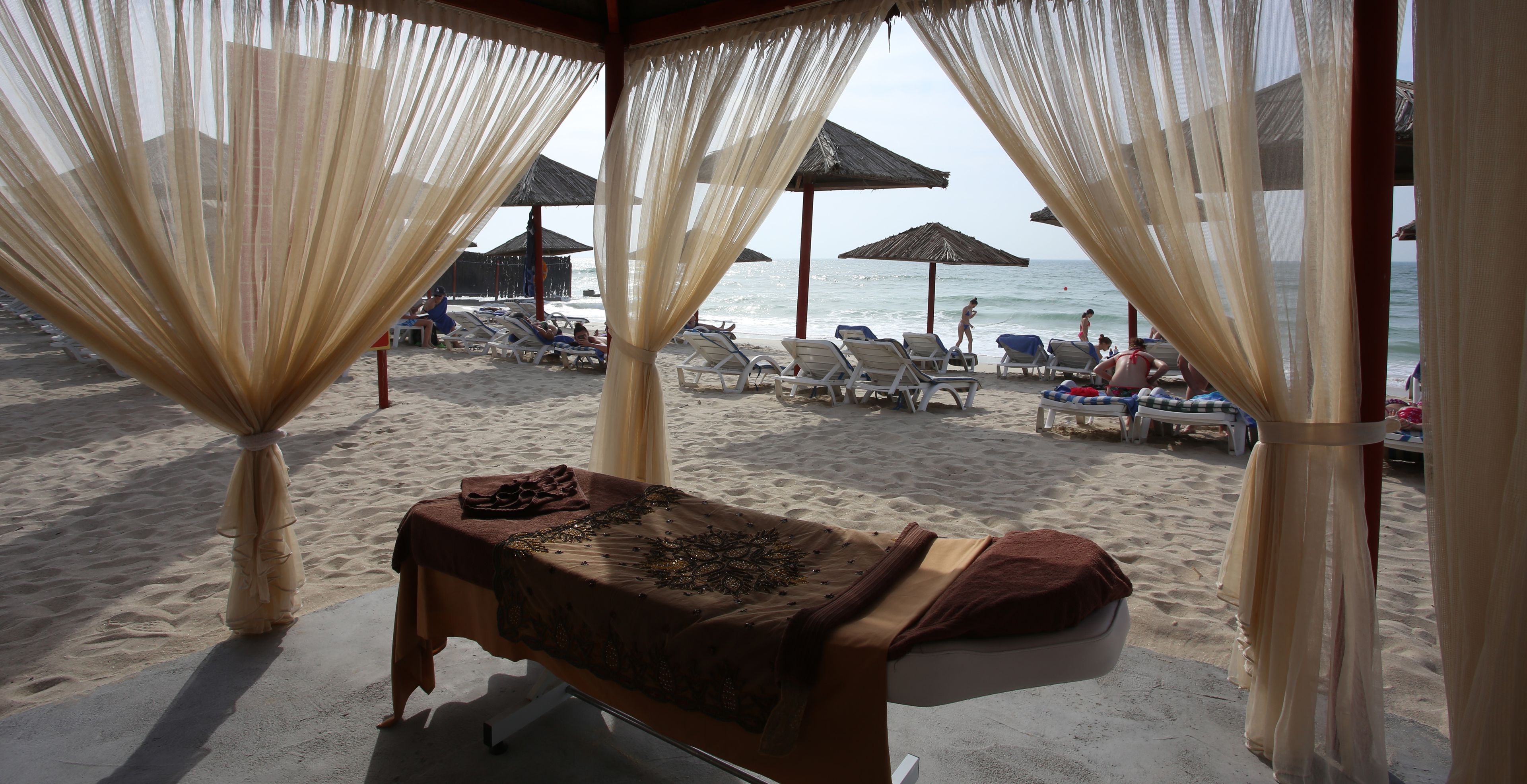 Massages sur la plage, massages
