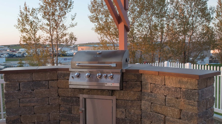 Red Roof Inn & Suites Dickinson