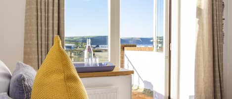 Double Room Ensuite Balcony Sea View (2)