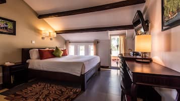 Deluxe-Doppelzimmer | Minibar, Zimmersafe, individuell dekoriert, individuell eingerichtet