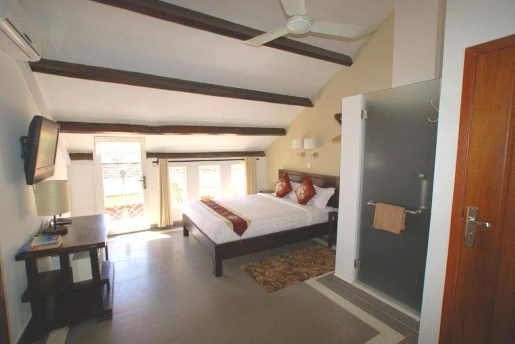 minibar, in-room safe, individually decorated, individually furnished