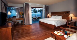 Eden Bungalow, Beach Front | Premium bedding, minibar, in-room safe, desk